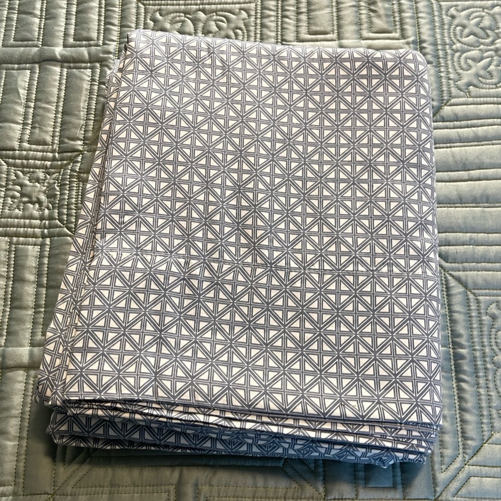 Raymond Waites 300 Threads Full Bed Sheets